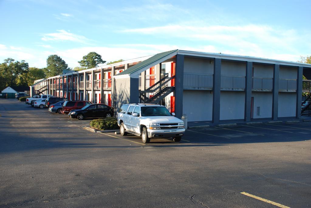 อีโคโน ลอดจ์ โฮมวูด - เบอร์มิงแฮม Motel ภายนอก รูปภาพ